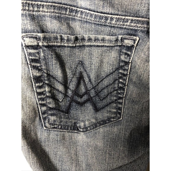 7 For All Mankind "A" Pocket Cropped Cutoff Capri Jeans Distressed Size 27 - Picture 3 of 12